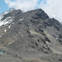 The ridge to the Cerro Saturno (5006 meters), which is the black peak in the middle